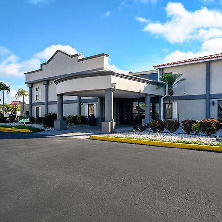 Quality Inn Fort Myers - Cape Coral Exteriör bild