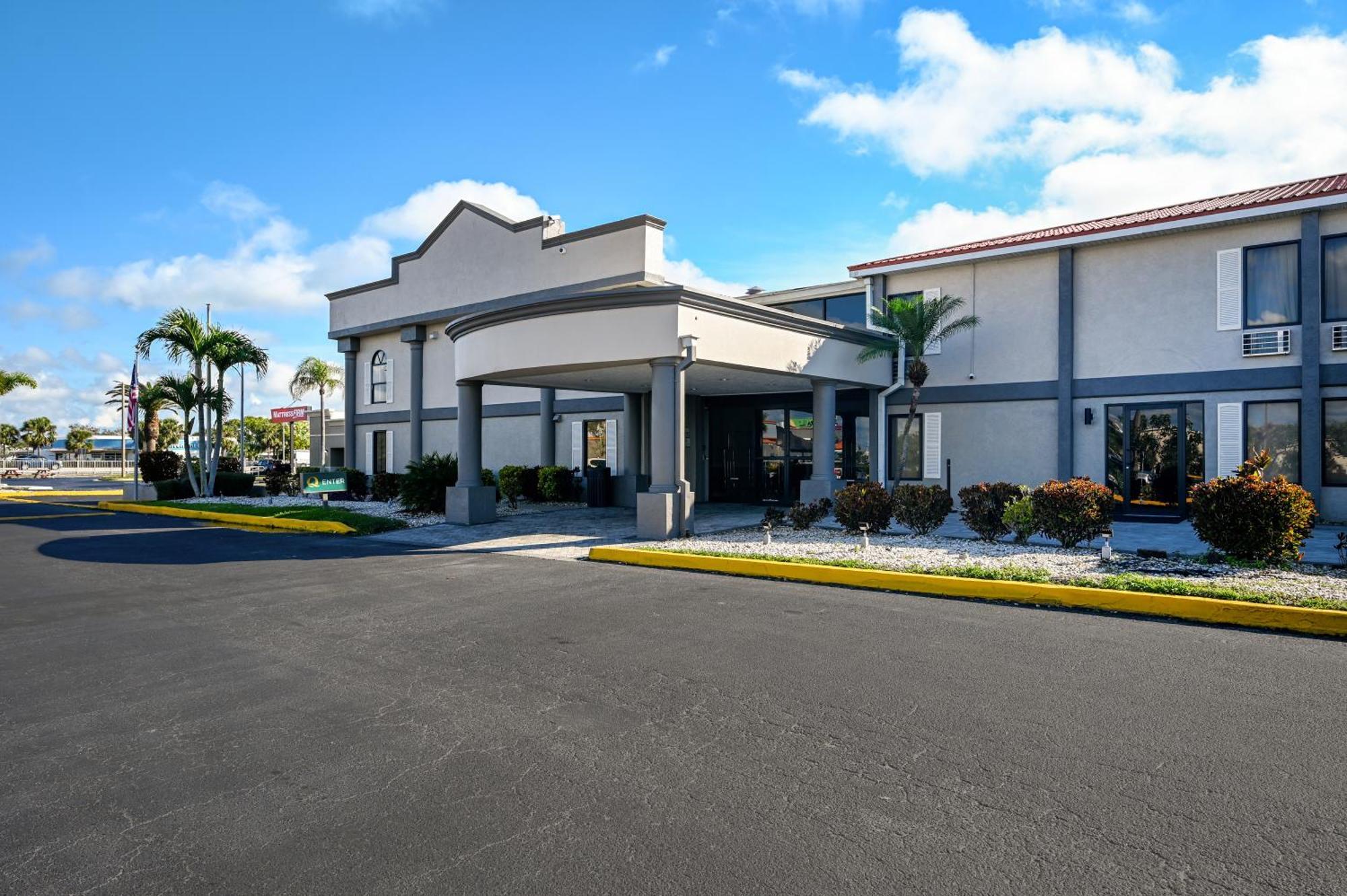 Quality Inn Fort Myers - Cape Coral Exteriör bild