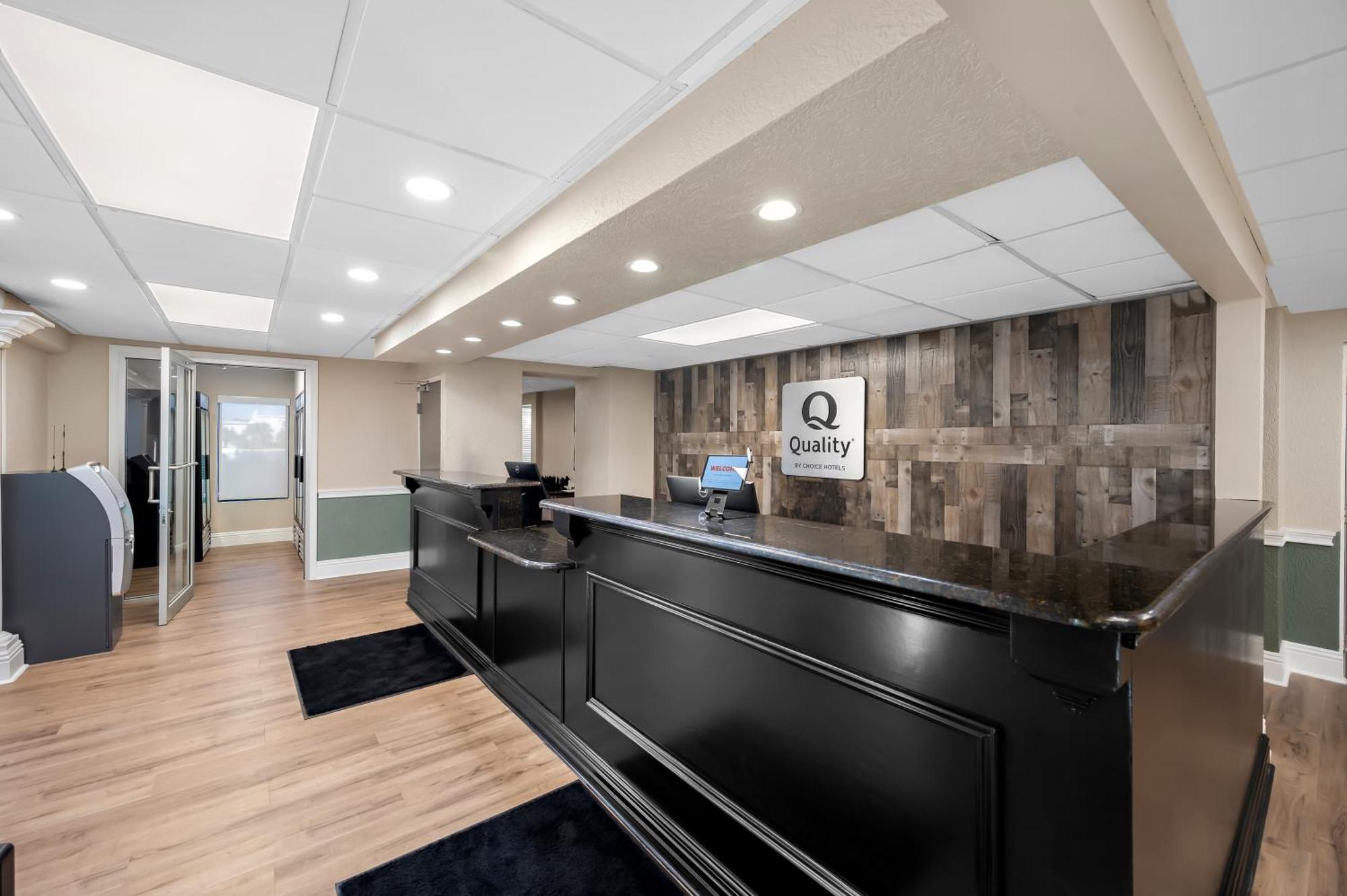 Quality Inn Fort Myers - Cape Coral Exteriör bild