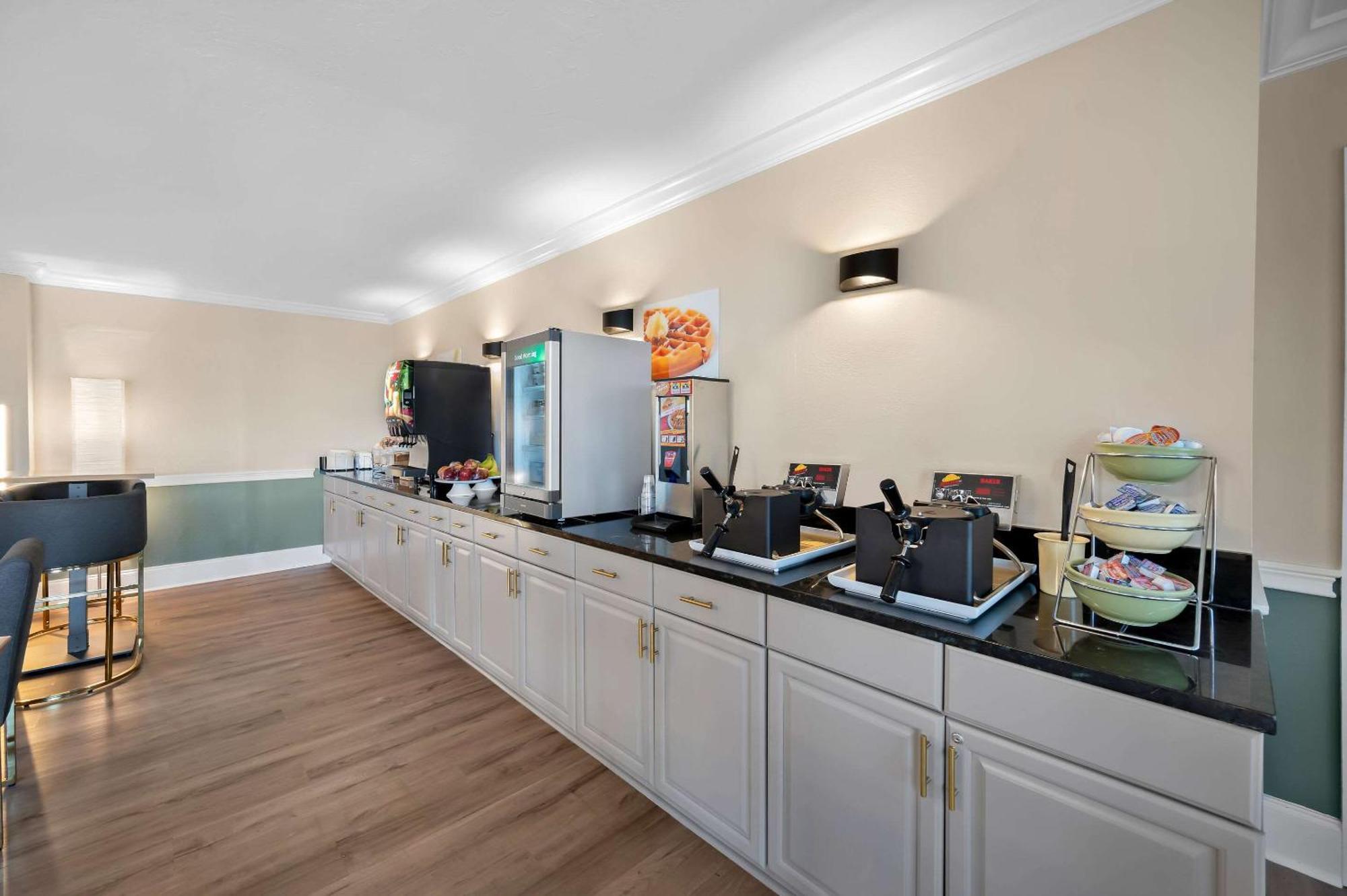 Quality Inn Fort Myers - Cape Coral Exteriör bild